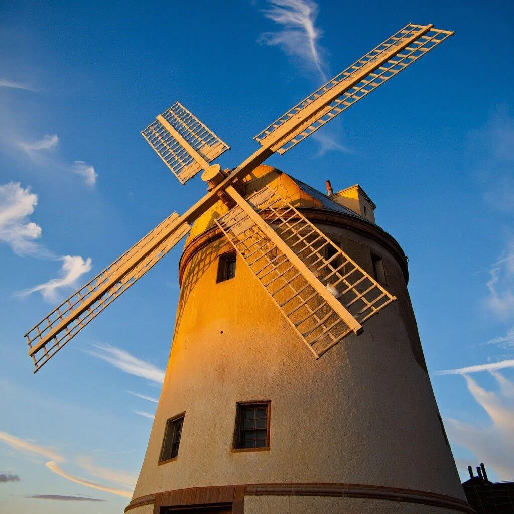 Windmills — LoRA для генерации изображений